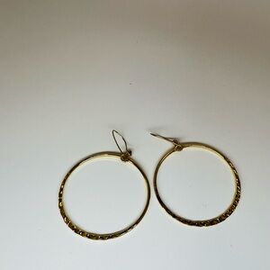 Vintage Gold Tone Hammered Hoop Earrings | Lightweight Statement Hoops